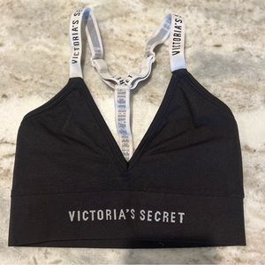 Victoria Secrets bralette with adjustable straps. Size xs